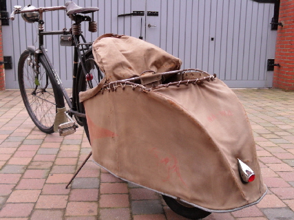 WA-WA Fietskar - 2010
 
Dimitri Vos 