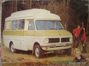Bedford Dormobile CF230 Kampeerauto 1974 Bedford Dormobile CF230 Kampeerauto 1974